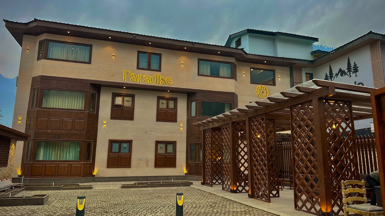 b8bfbb46-6647-4b71-930a-6b8c51225e16