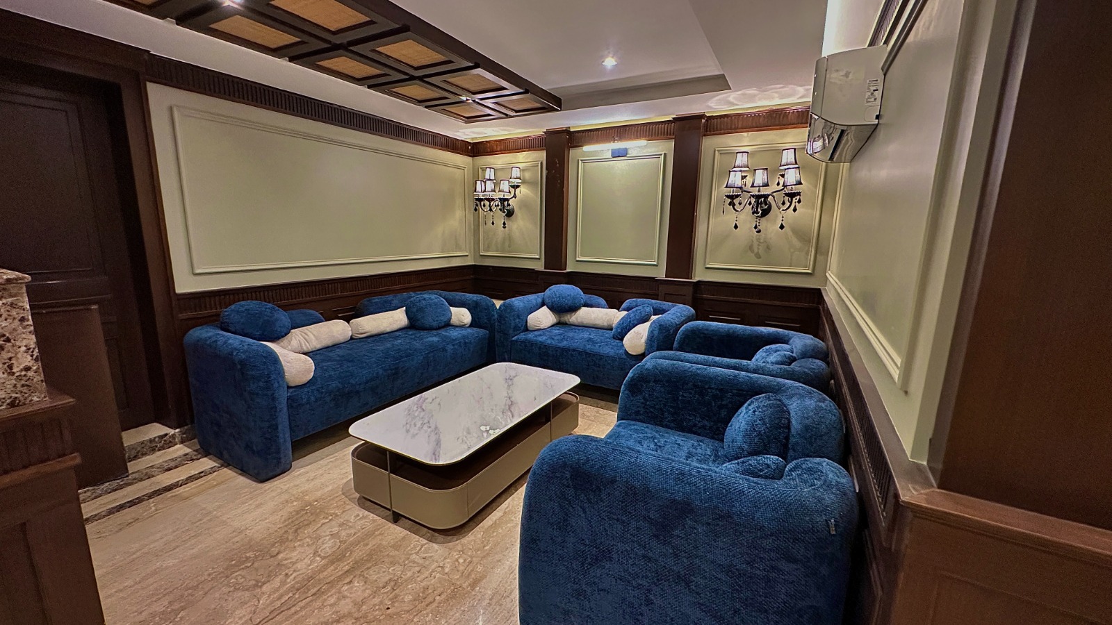 d93116b4-21b8-495d-b661-61b26fea093c d93116b4-21b8-495d-b661-61b26fea093c